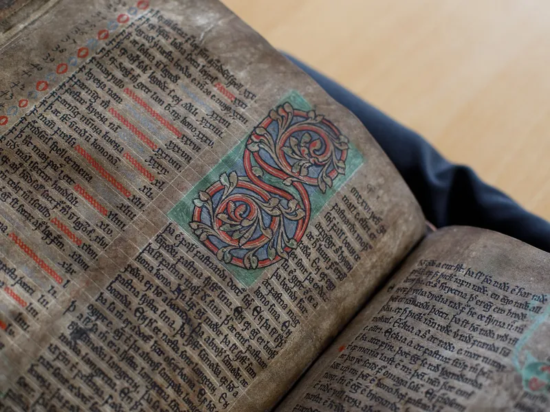 The Manuscripts Come Home