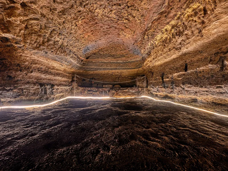Caves of Hella