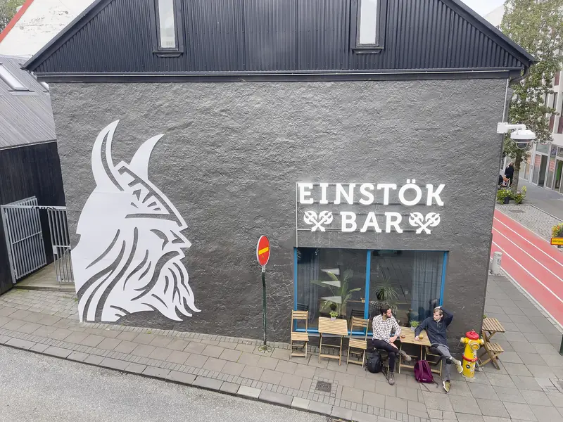 Einstök Bar
