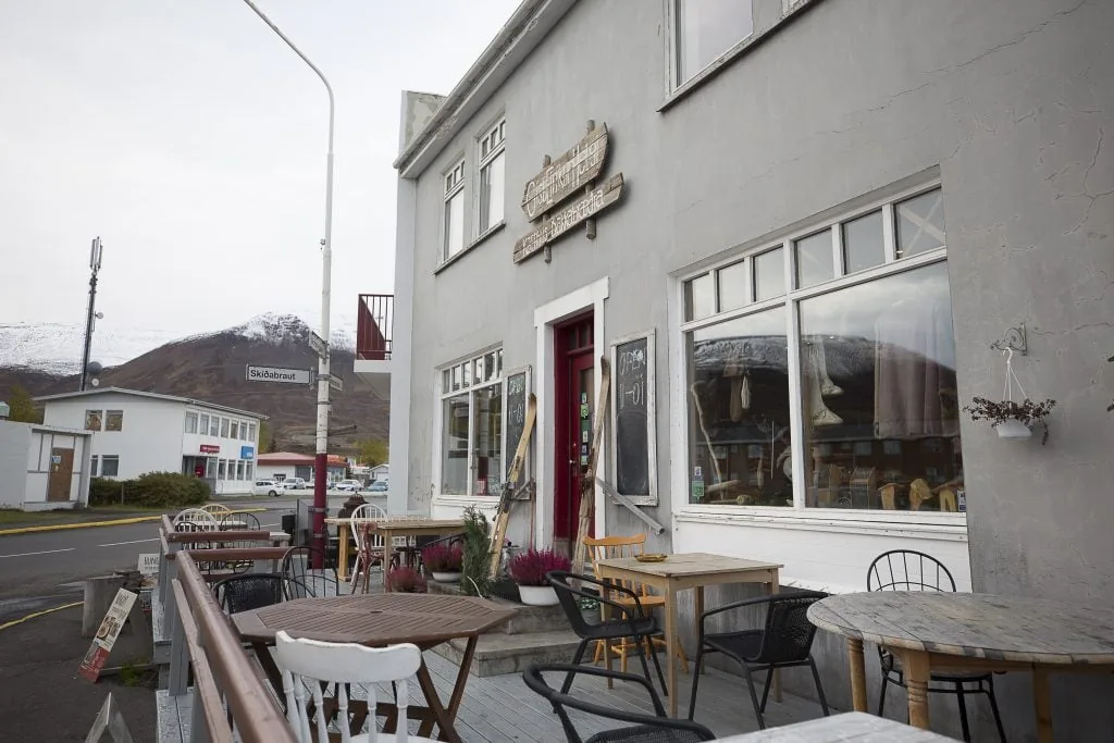 Gísli, Eiríkur, Helgi – Kaffihús Bakkabræðra