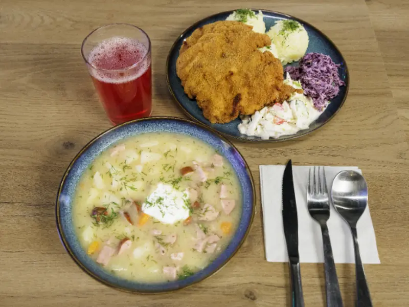SMAKk Bistro