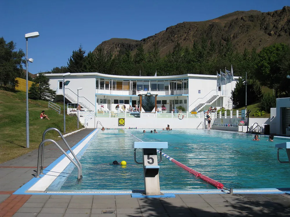 Sundlaugin Laugaskarði